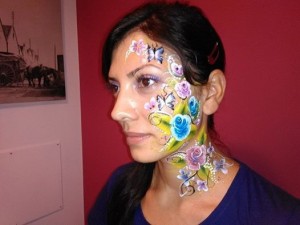 automaquillaje de Daniela con maquillaje de fantasía