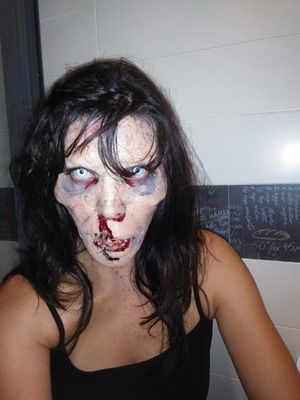 maquillaje para halloween zombie